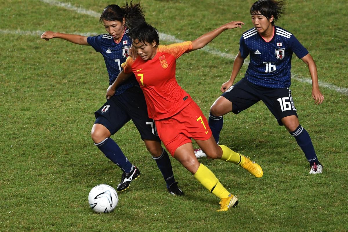 中国vs日本女足球观众