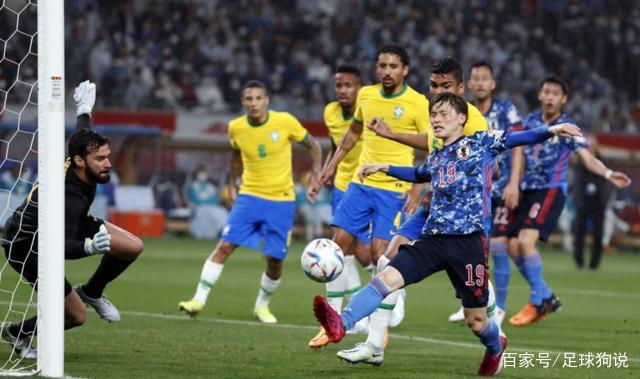日本vs巴西任意球破门