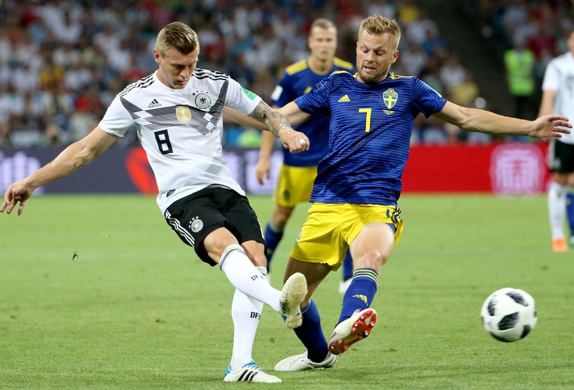 德国vs瑞典身高的相关图片